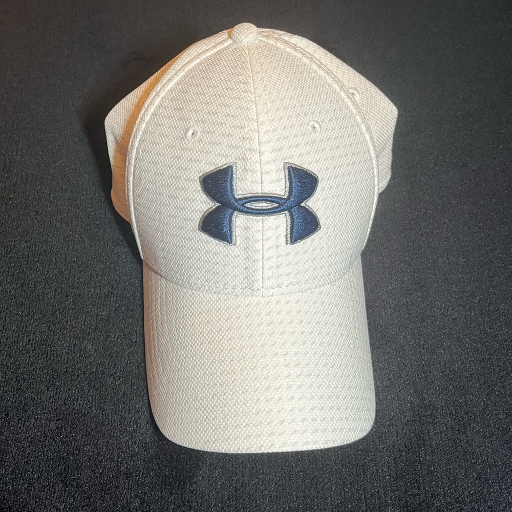 Under Armour White/Navy baseball cap - S/M